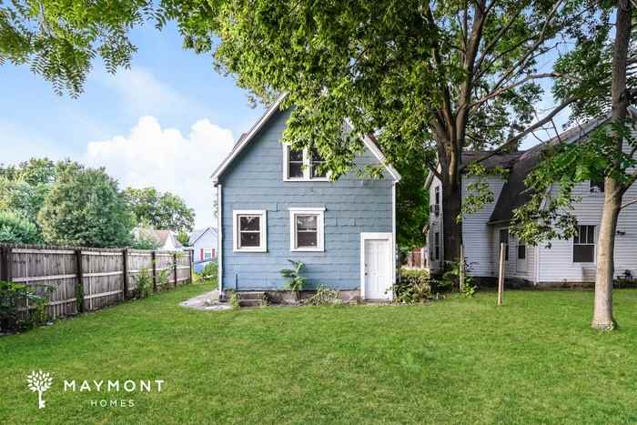 2300 Sherman Ave - Photo 2 of 2