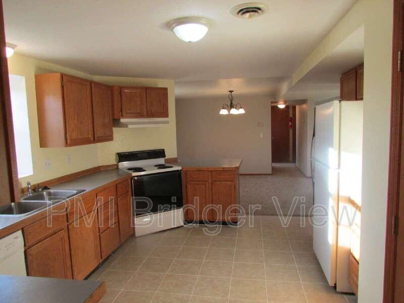 510 S Circle Dr #B - Photo 7 of 26