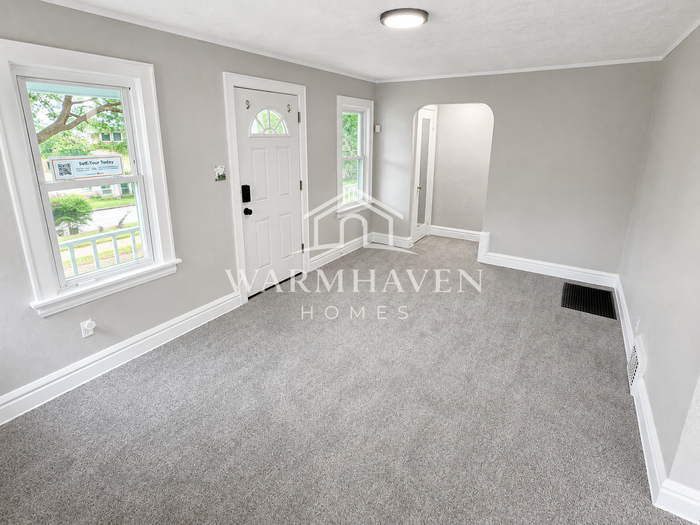 1318 Arnold Ave - Photo 3 of 19