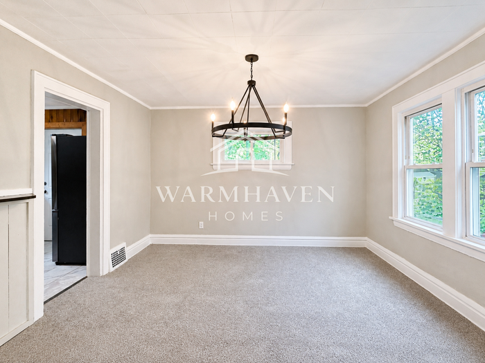 1318 Arnold Ave - Photo 4 of 19