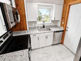 featured image of 1318 Arnold Ave