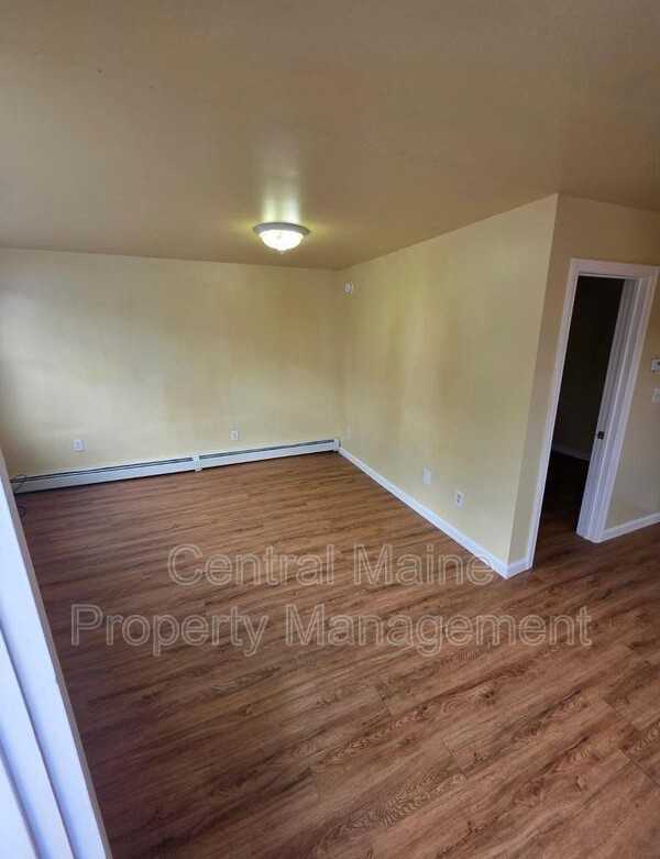 34 Washington Ave - Photo 3 of 9