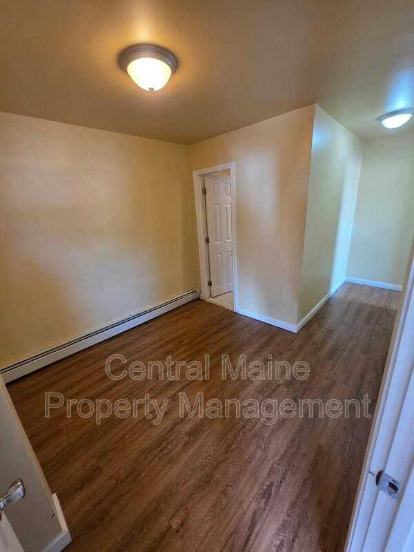 34 Washington Ave - Photo 7 of 9