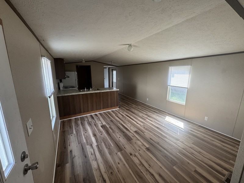 2208 Cattail Cir - Photo 2 of 11