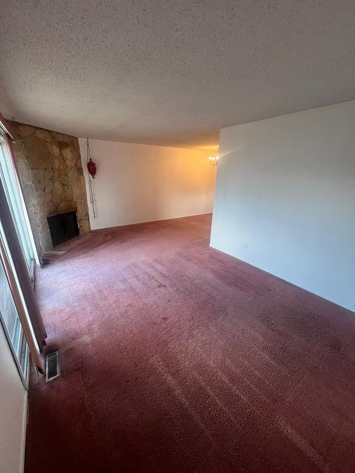 1542 35 St Se - Photo 5 of 26