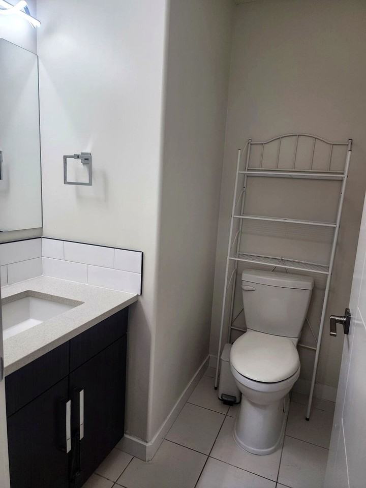 16916 120 St Nw - Photo 7 of 17