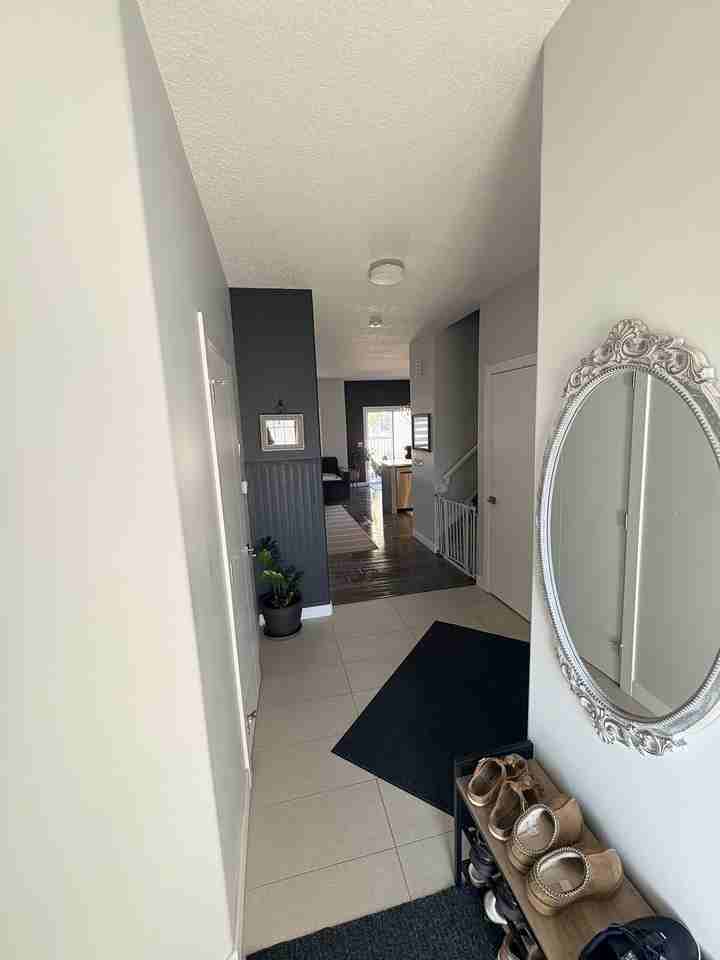 3212 66 St - Photo 2 of 13