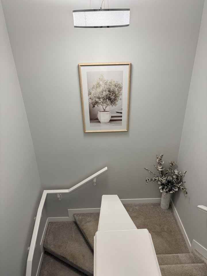 3212 66 St - Photo 6 of 13
