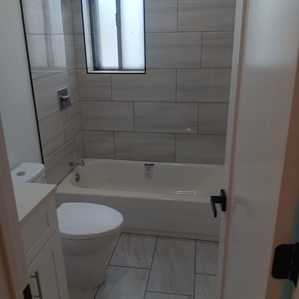 3224 Lucerne St #2 - Photo 4 of 6