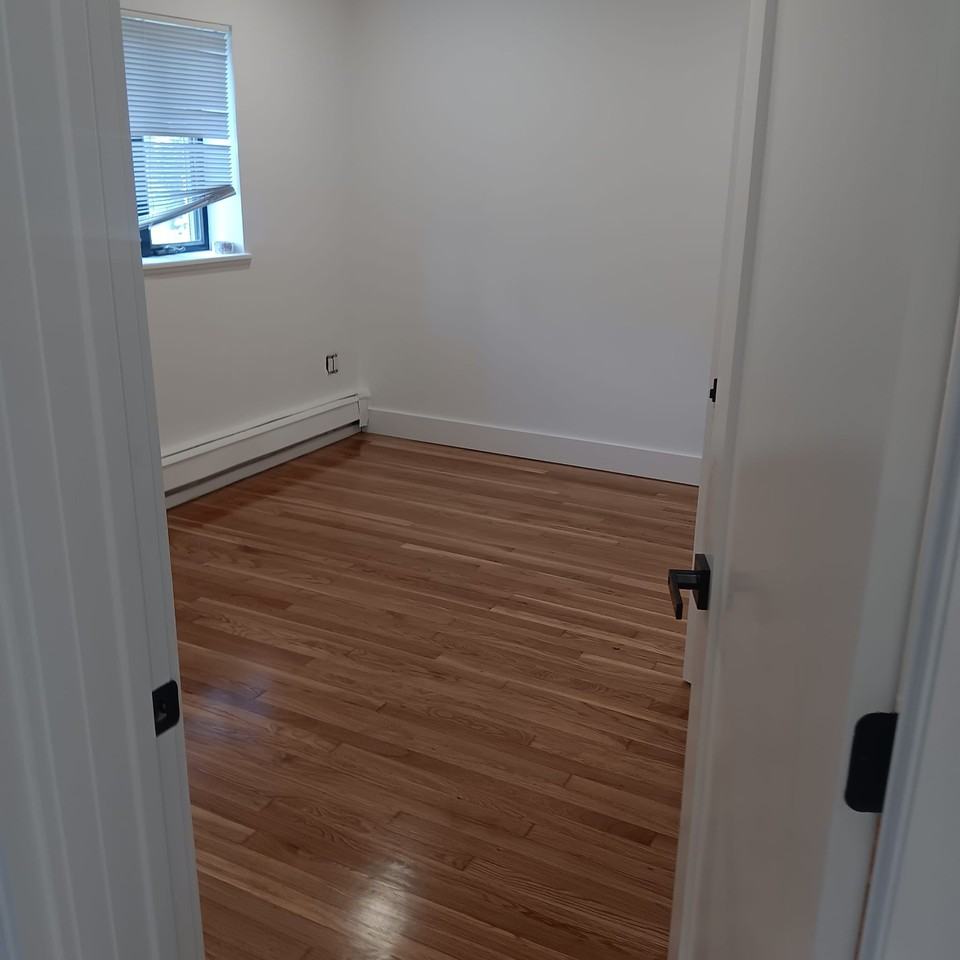 3224 Lucerne St #2 - Photo 6 of 6