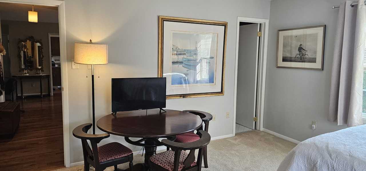 40 Gertrude Pl #7 - Photo 6 of 13