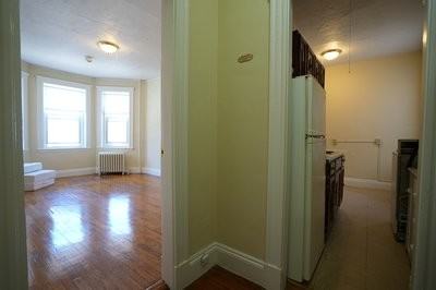 220 Kelton St #5 - Photo 5 of 6