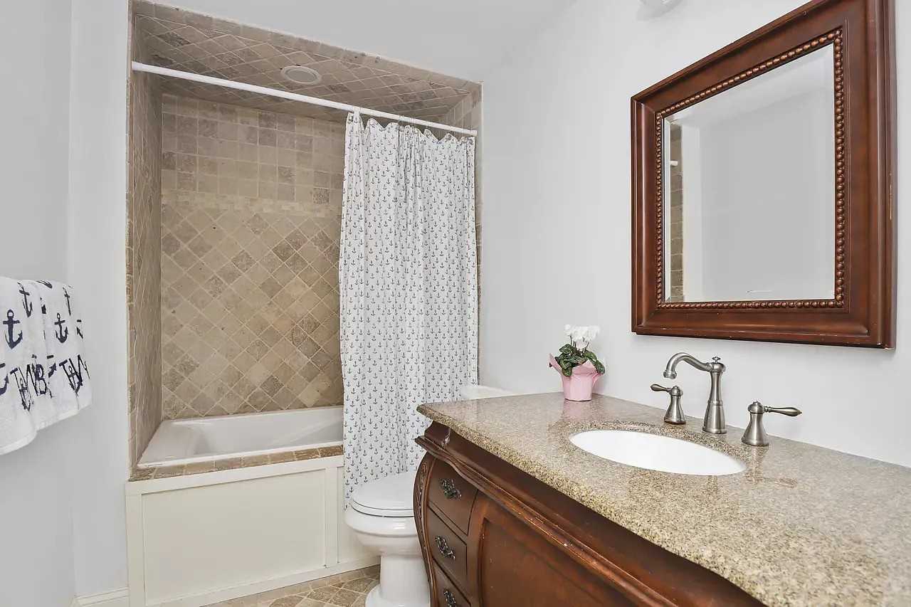 197 Wilton Rd #NA - Photo 4 of 12