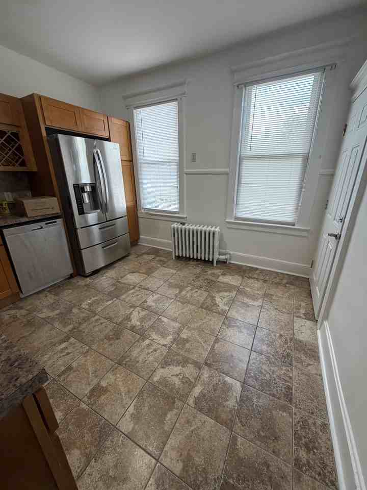 431 Highland Ave #2 - Photo 3 of 12