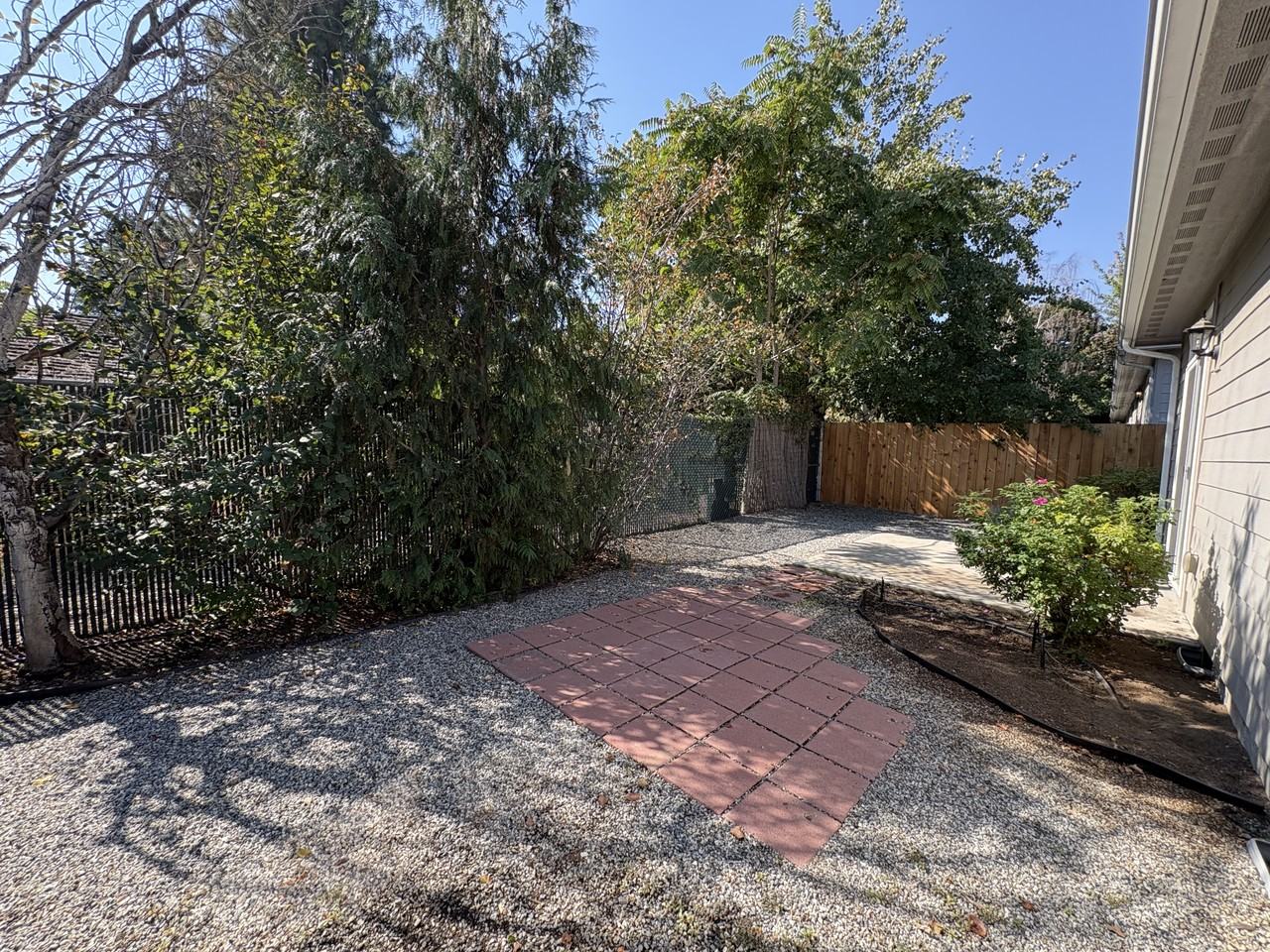 1419 Springwater Ave #B - Photo 4 of 30