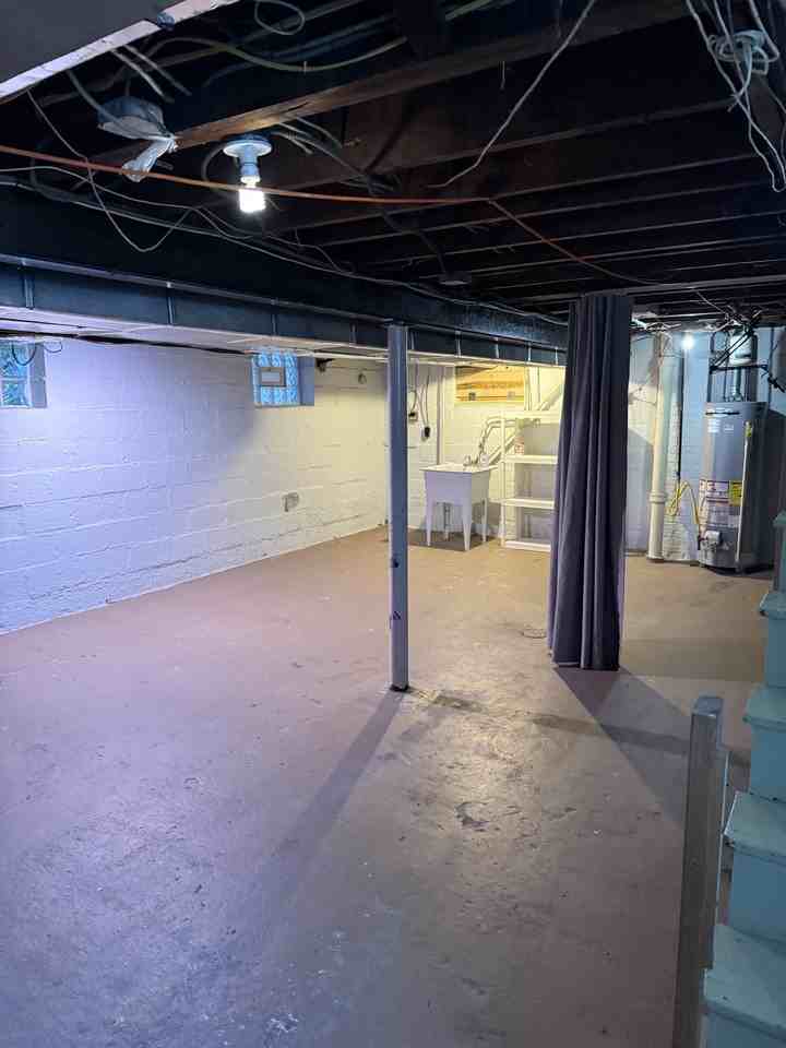 1129 Woodbourne Ave #NA - Photo 6 of 13