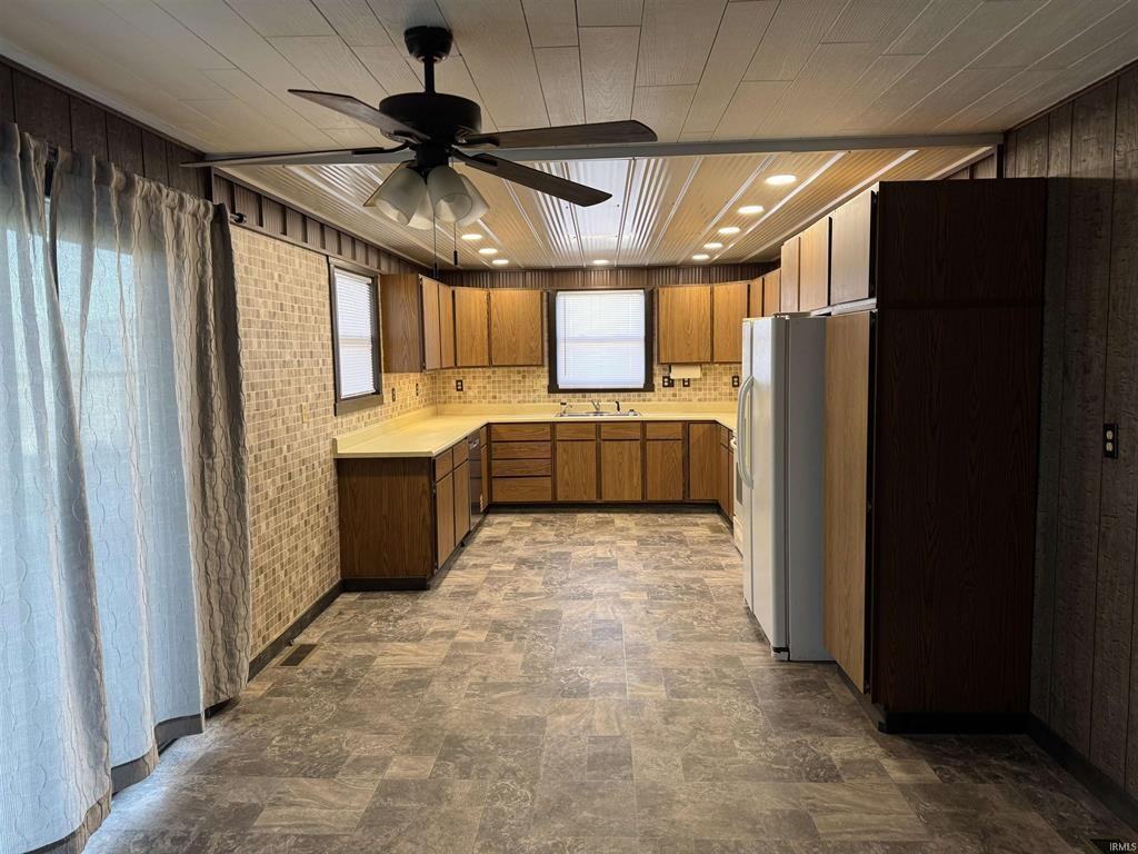 2418 E 550 N #NA - Photo 6 of 13