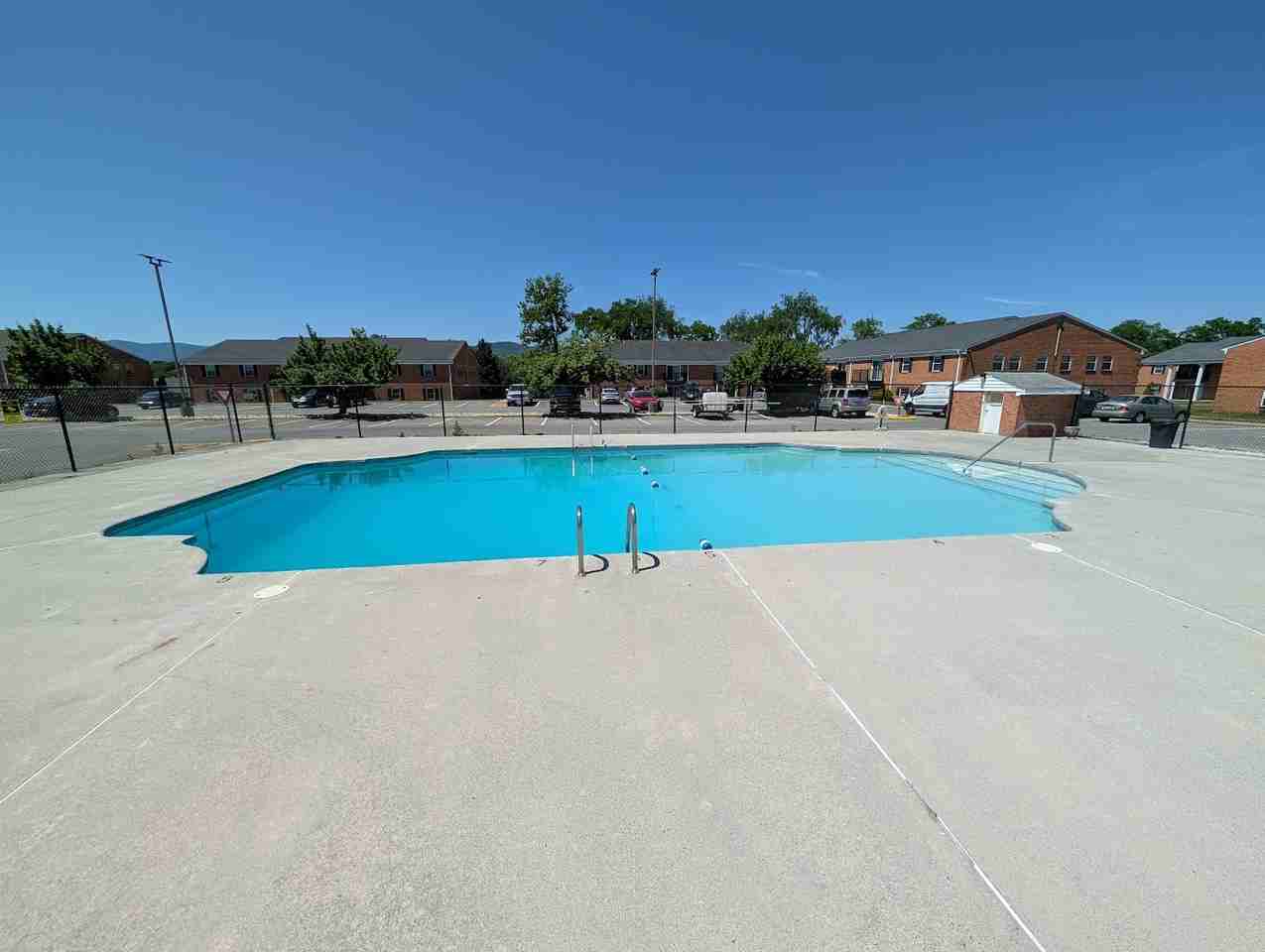 3801 Stratford Park Dr Sw - Photo 2 of 9