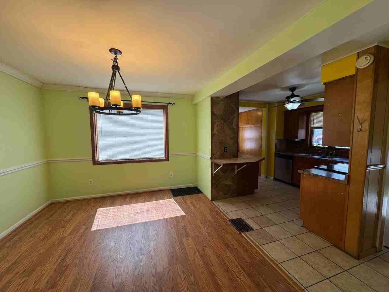 3034 13th St Nw #NA - Photo 4 of 12