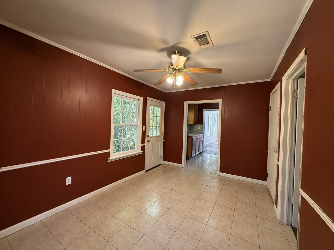 305 Cherokee St #NA - Photo 6 of 11