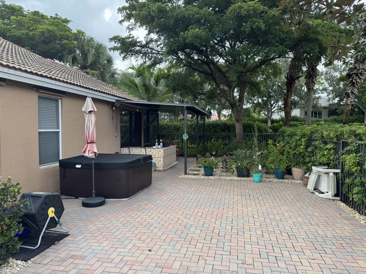 9385 Verona Lakes Blvd #NA - Photo 3 of 20