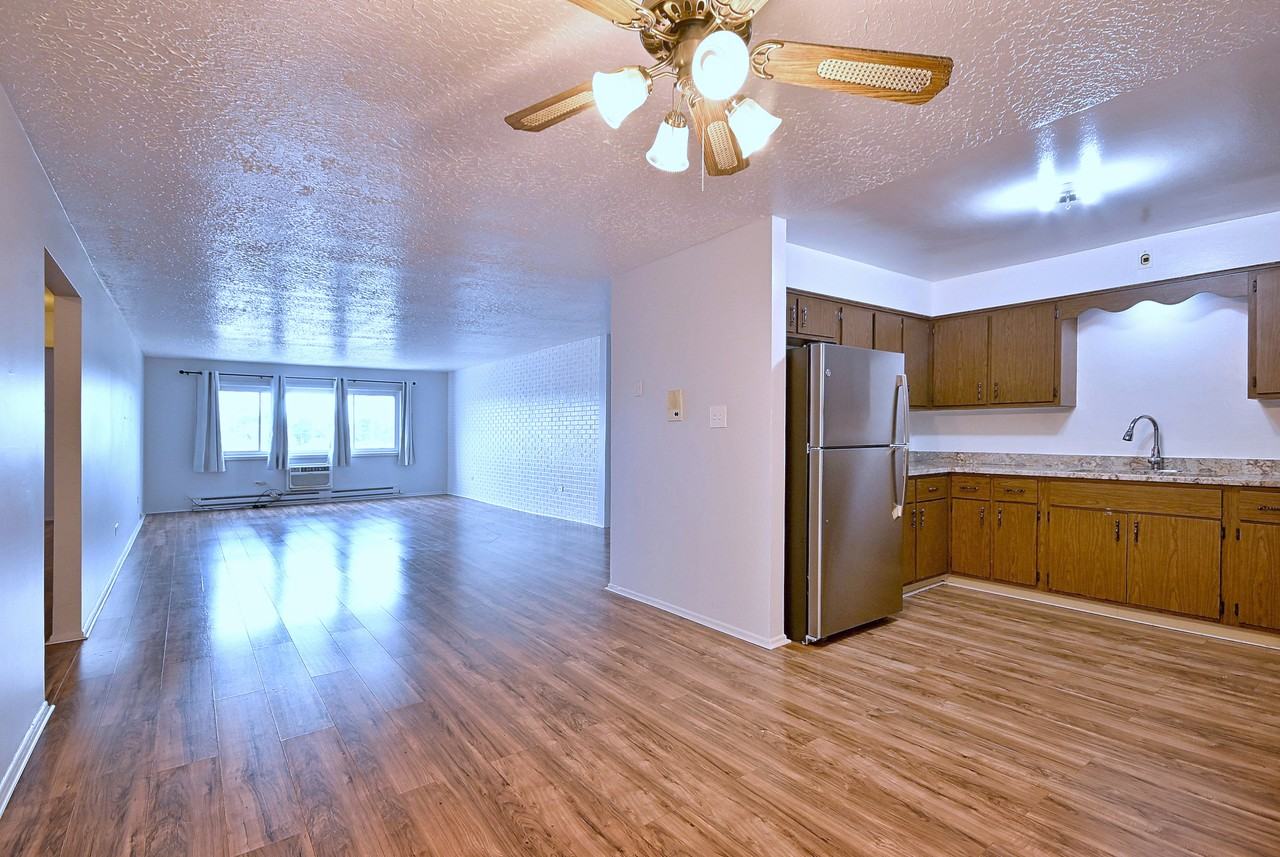 4444 1st Ave #301 - Photo 5 of 17