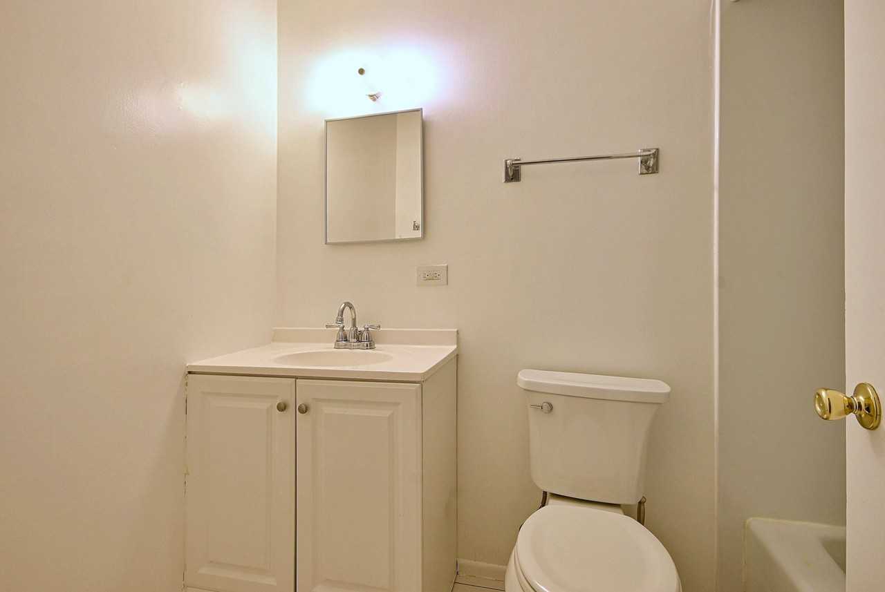 4444 1st Ave #301 - Photo 6 of 17