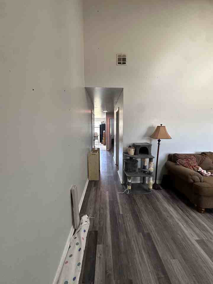 2434 W Magnolia St #2434 - Photo 3 of 19