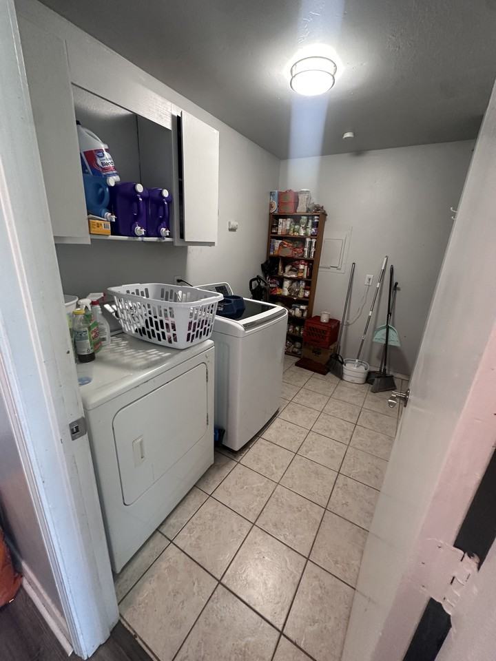 2434 W Magnolia St #2434 - Photo 7 of 19