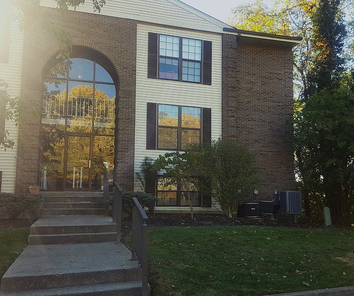 624 Truman Ln #104 - Photo 2 of 40