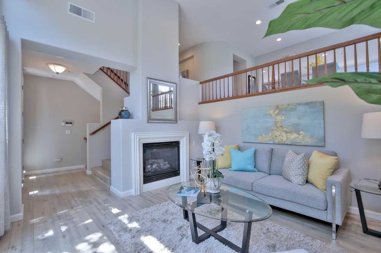 4081 Crandall Cir #4081 - Photo 2 of 14