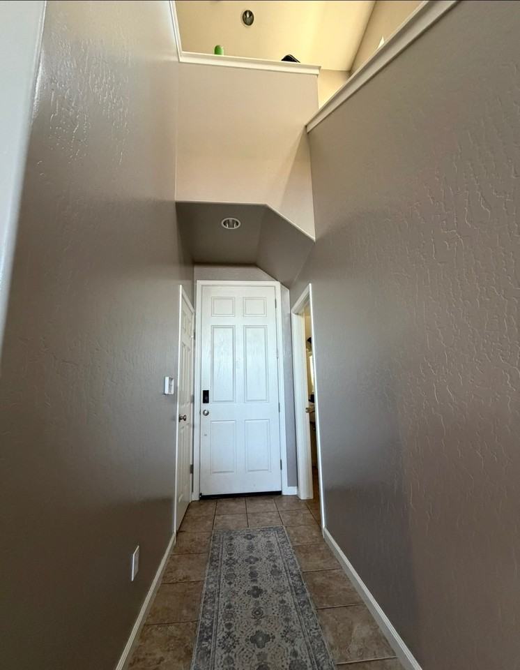 3201 N Fontana St #NA - Photo 2 of 11