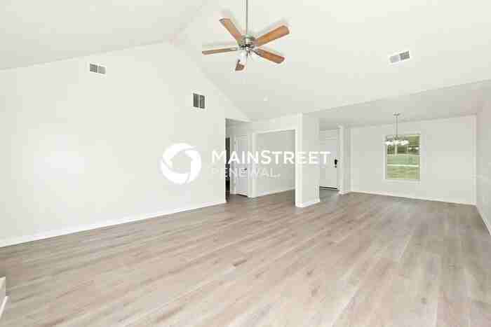 30 Spring Valley Dr - Photo 4 of 19