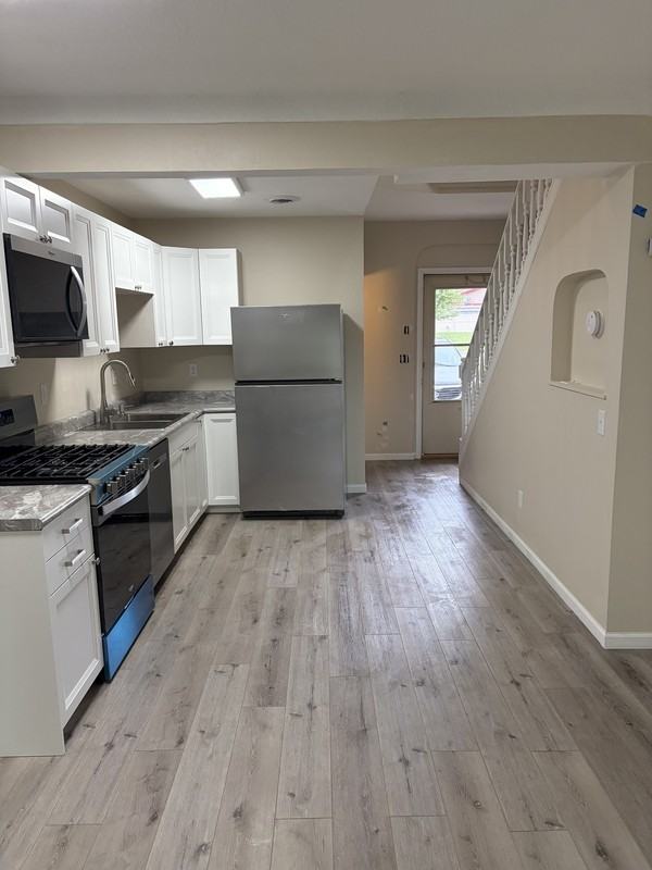 159 Riverview Dr - Photo 3 of 18