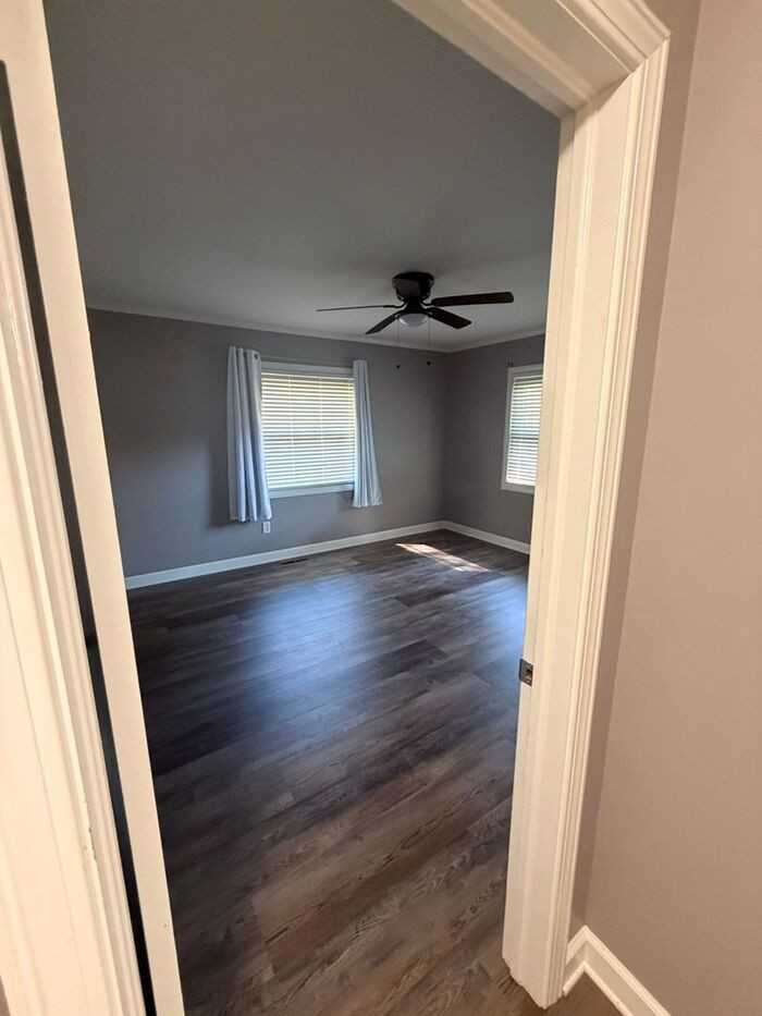 377 Cain Rd - Photo 6 of 24