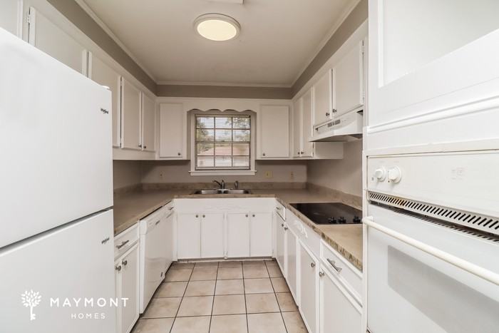 5642 Brentwood Dr - Photo 6 of 12