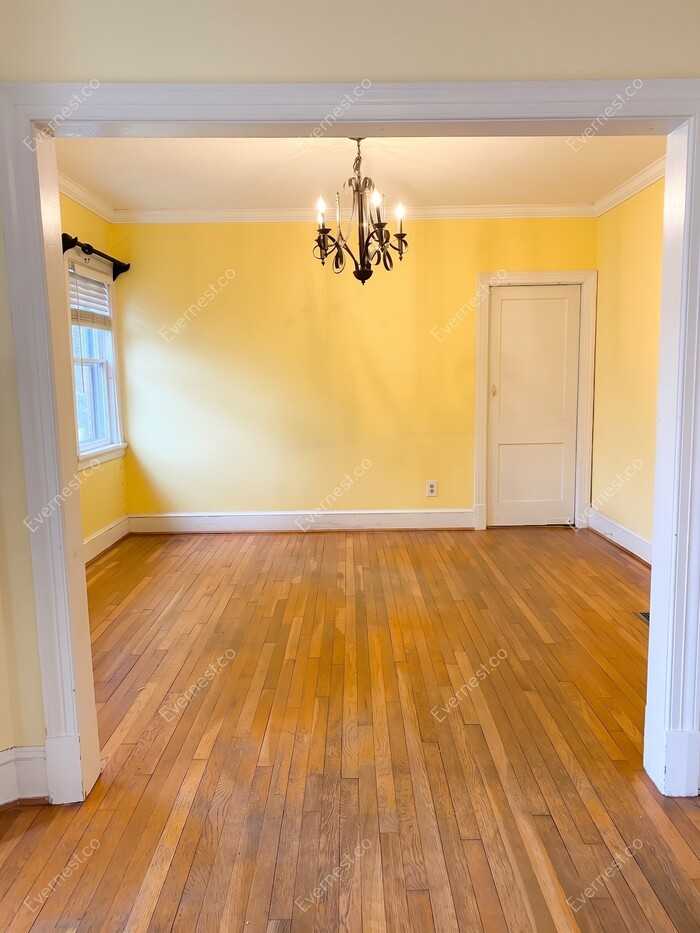 1212 Stanhope Ave - Photo 6 of 18