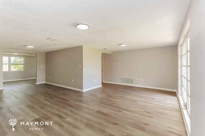 5013 Meadowlark Ln - Photo 5 of 15