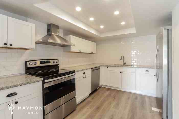 5013 Meadowlark Ln - Photo 7 of 15