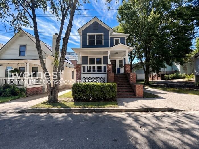 609 Old Wheat St Ne - Photo 2 of 28