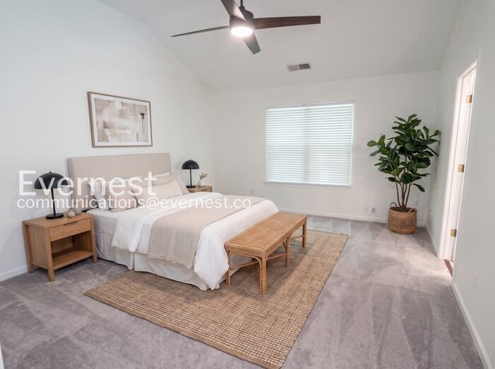 1535 Heatherton Rd - Photo 5 of 22