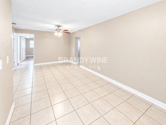 11103 N 27th St - Photo 5 of 26