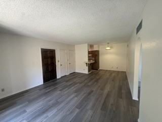 940 N Alvernon Way #F - Photo 3 of 18
