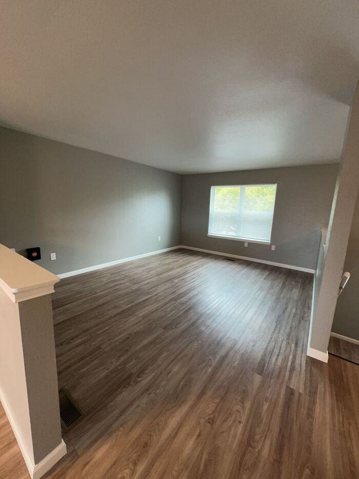 1087 Sitting Bull Ct - Photo 5 of 9