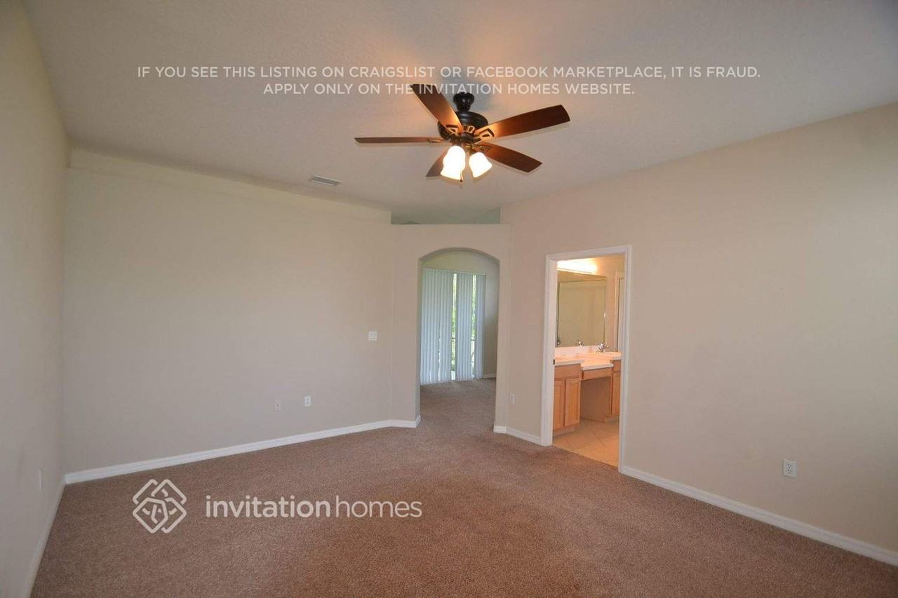 8819 Haven Harbour Way - Photo 5 of 13