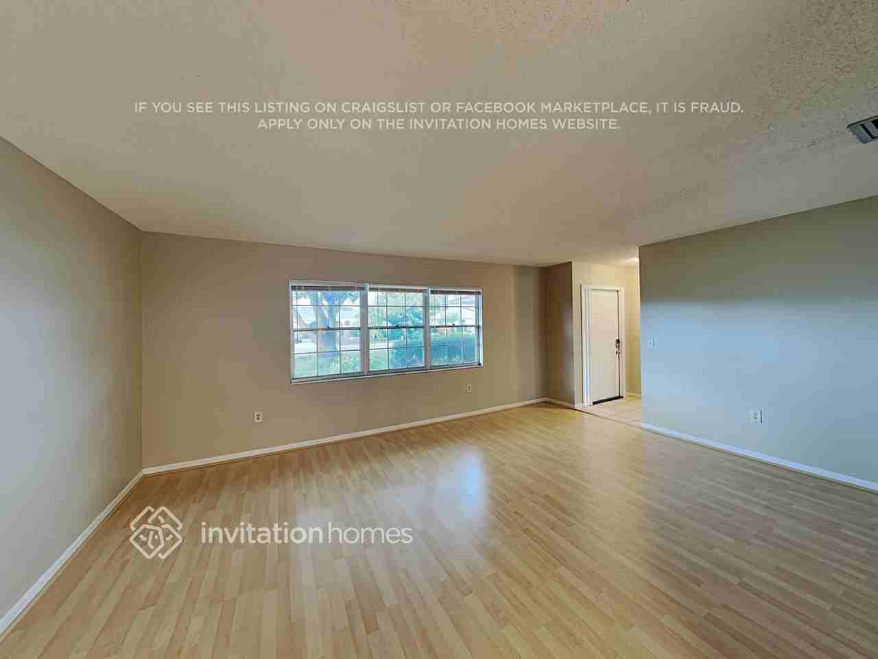 6906 16th Avenue Dr W - Photo 3 of 18