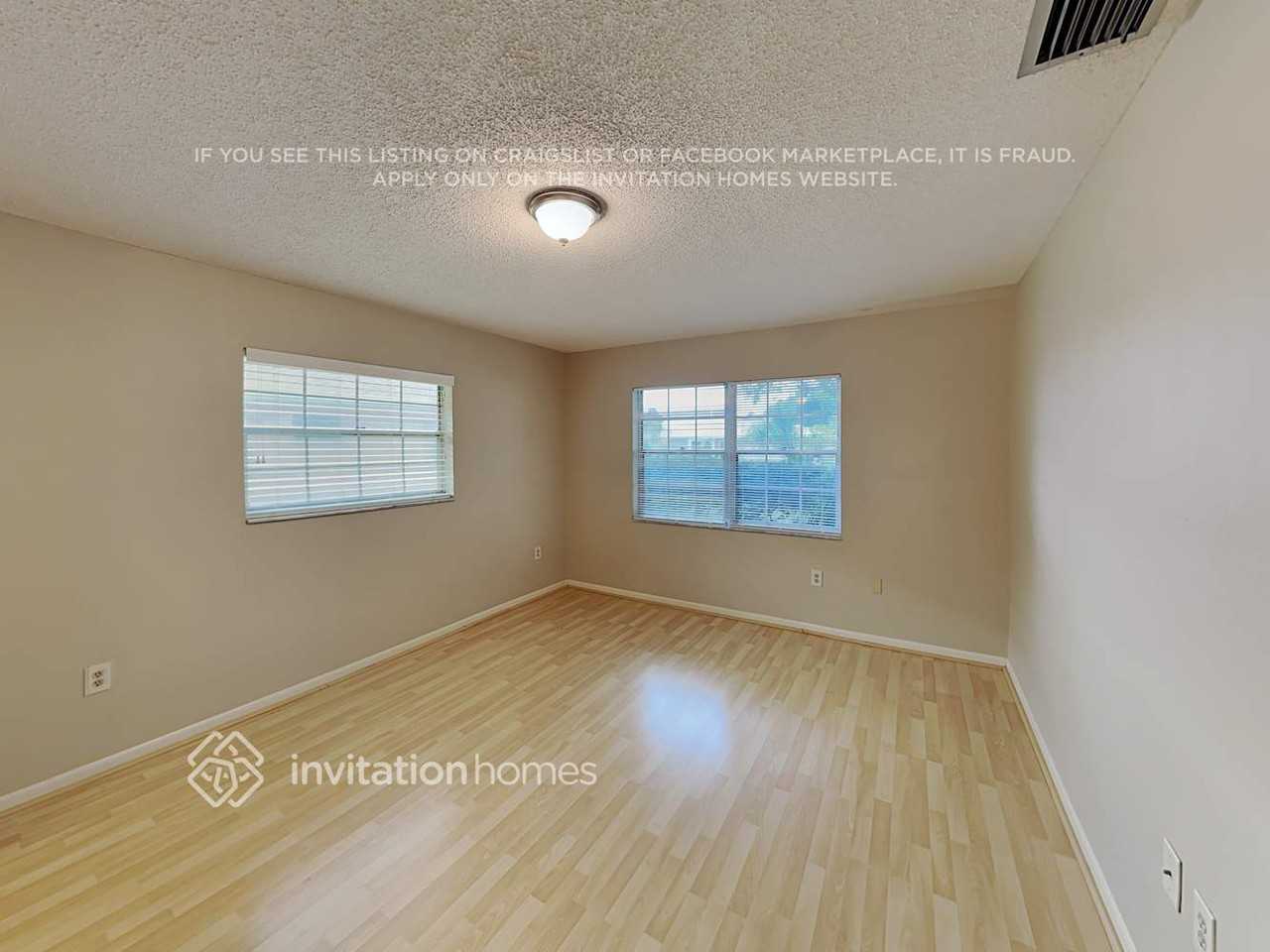 6906 16th Avenue Dr W - Photo 4 of 18
