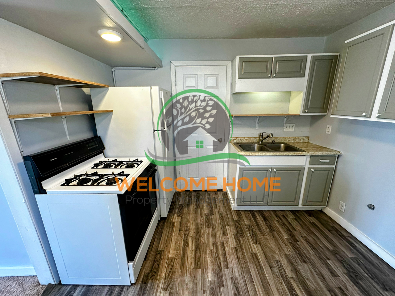 1812 Adams St - Photo 5 of 21
