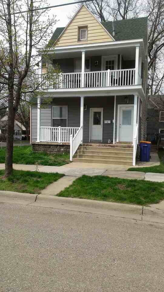 625 Jackson St Nw #1 - Photo 2 of 13