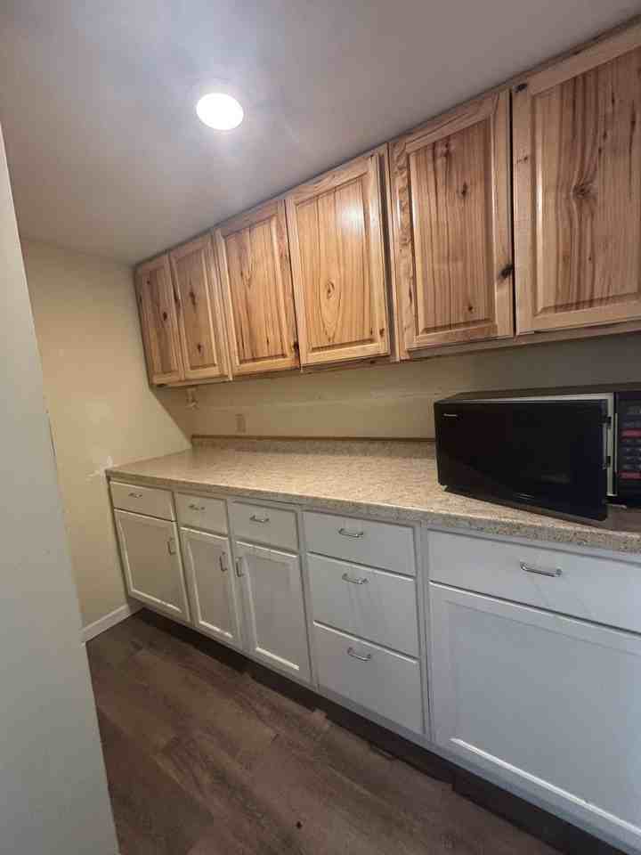 1006 E Sharon Ave - Photo 5 of 25